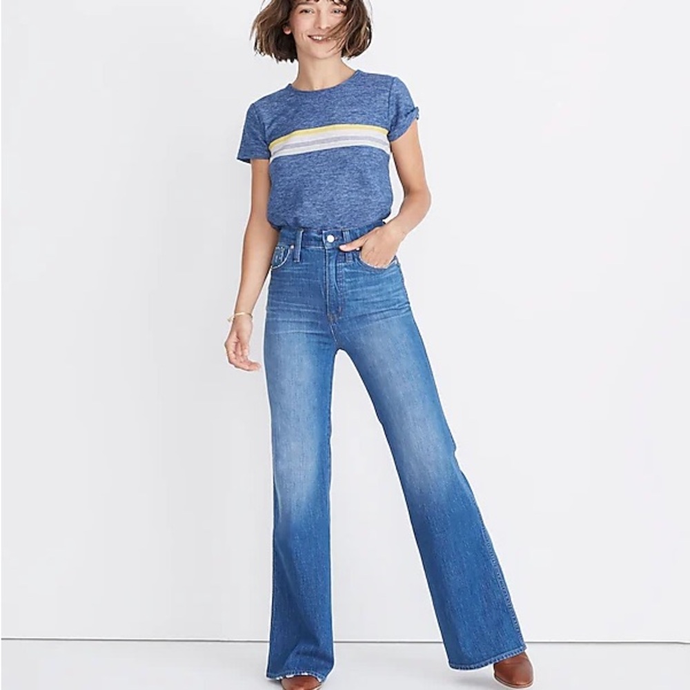 Madewell 11” High Rise Flare Jean in Medium Wash